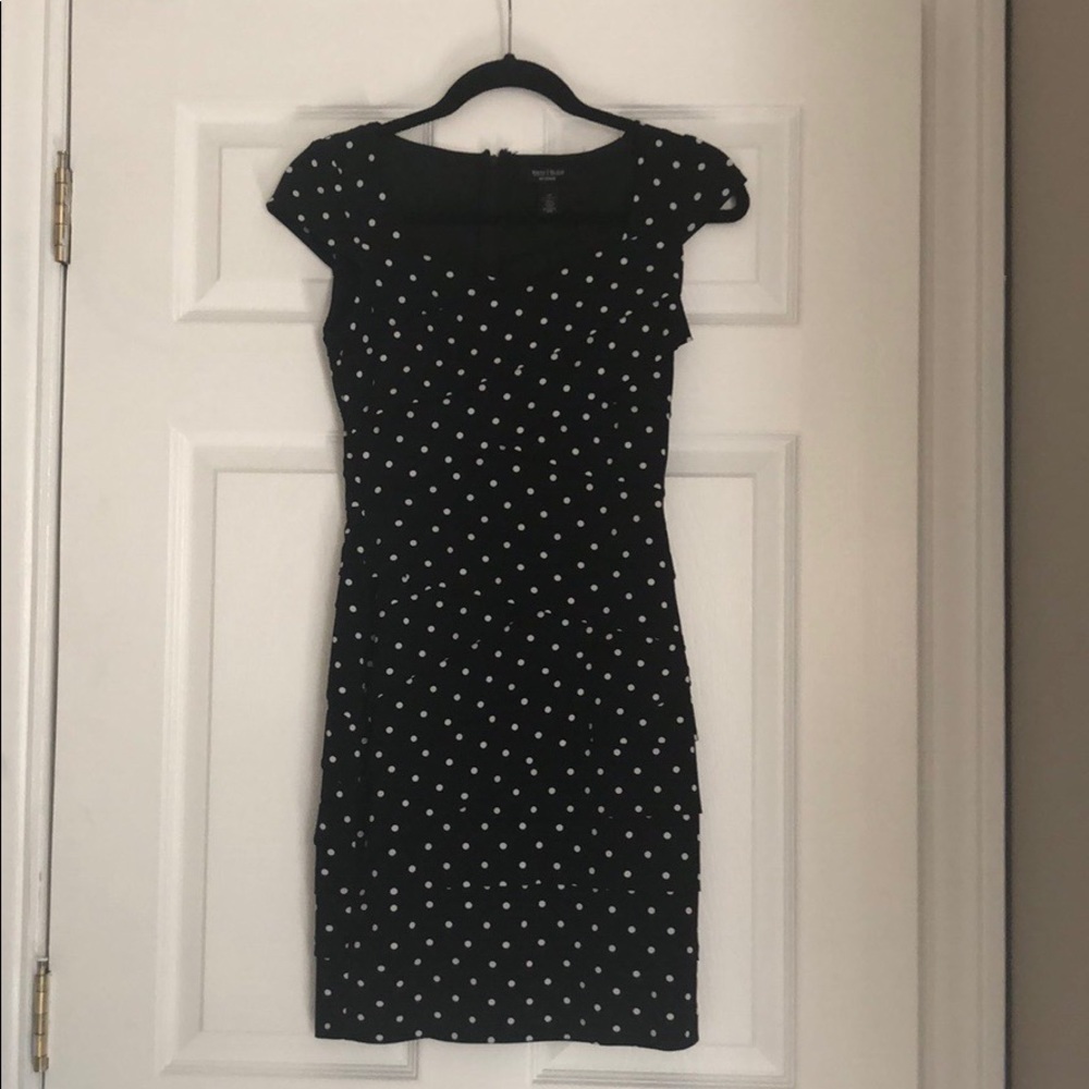 White House Black Market Shaping Dress 4P